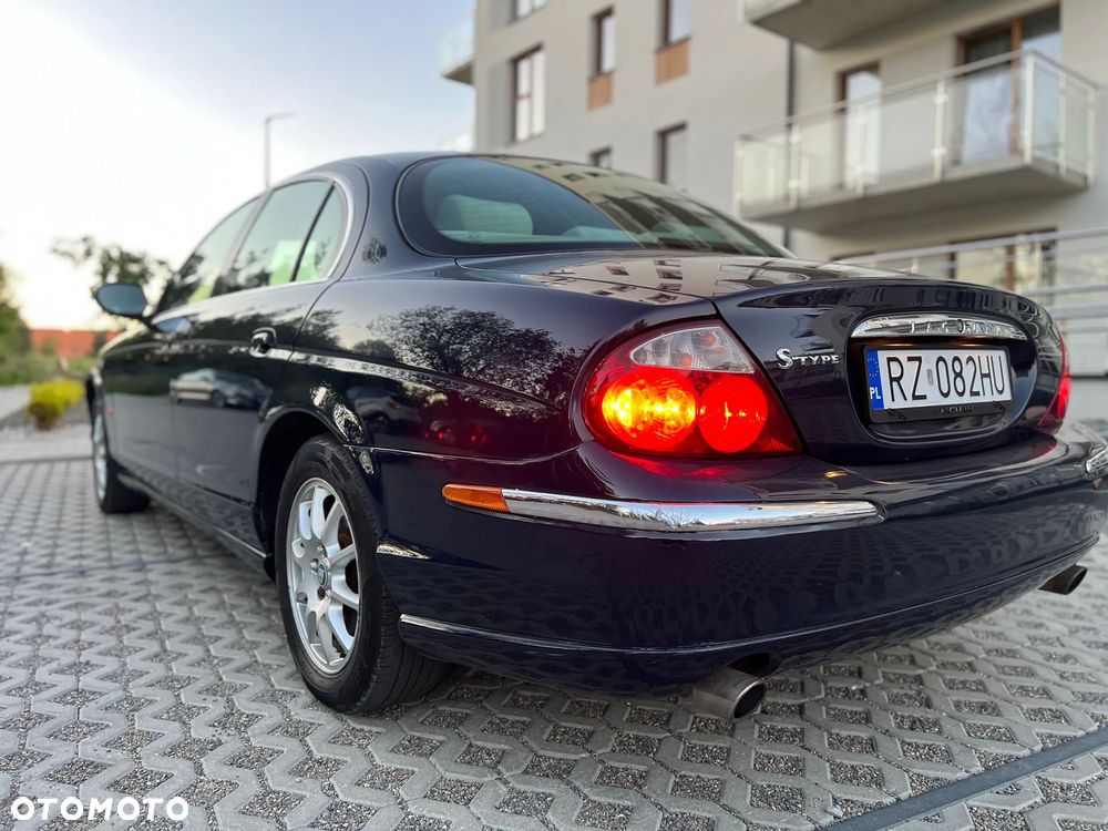 Jaguar S-Type 2.5 V6 Sport - 8