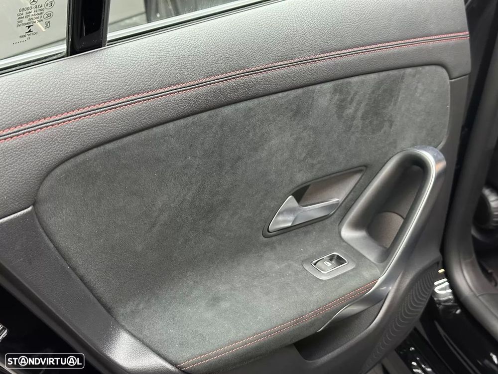 Mercedes-Benz CLA 250 e Shooting Brake AMG Line - 14