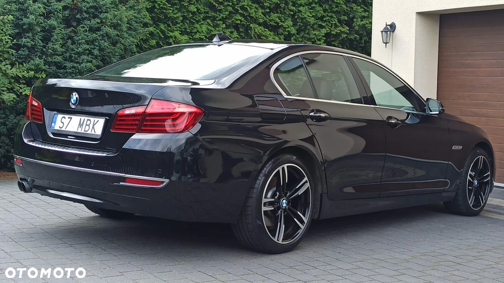 BMW Seria 5 525d xDrive Luxury Line - 5