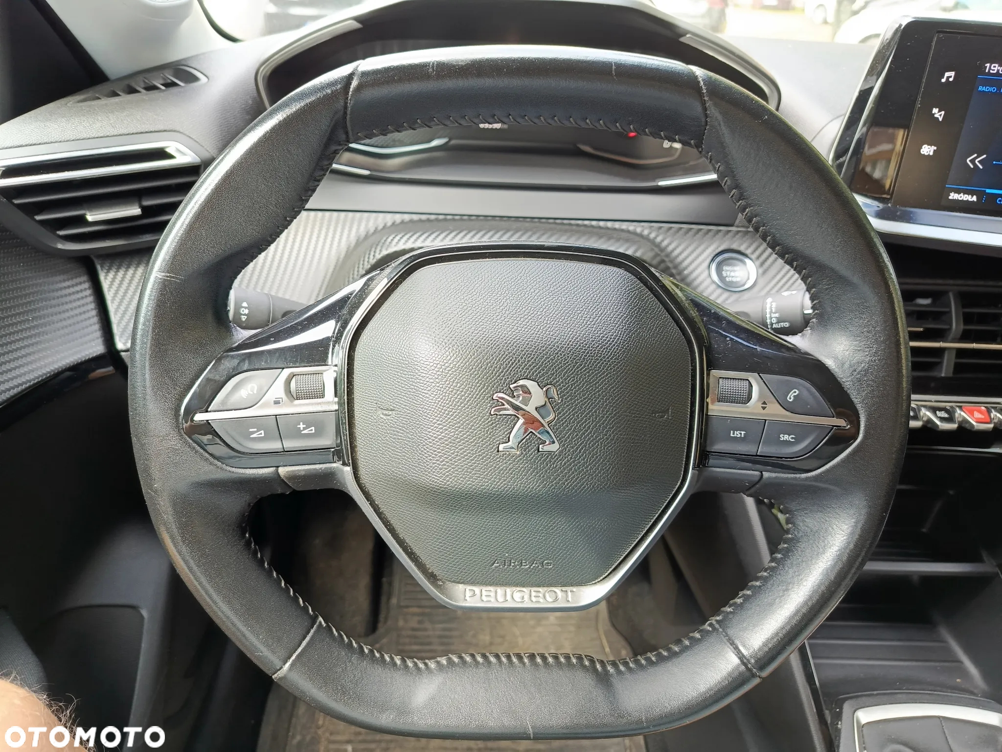 Peugeot 208 1.2 PureTech Active Pack S&S - 10