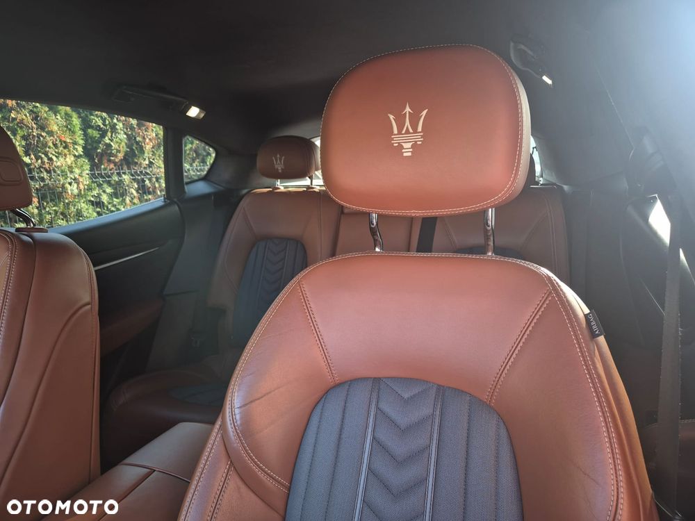 Maserati Levante - 21