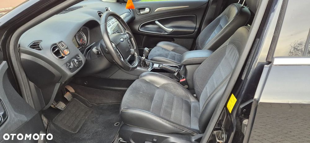 Ford Mondeo 2.2 TDCi Ghia - 10