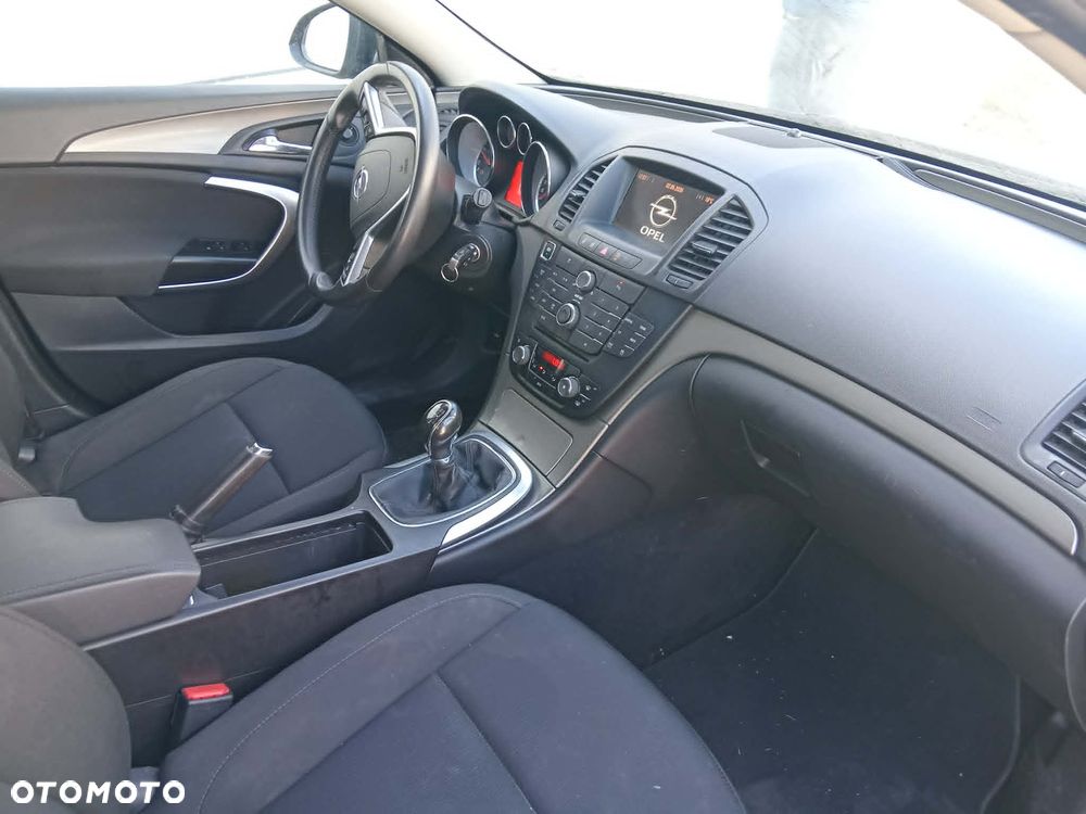 Opel Insignia 1.6 - 4