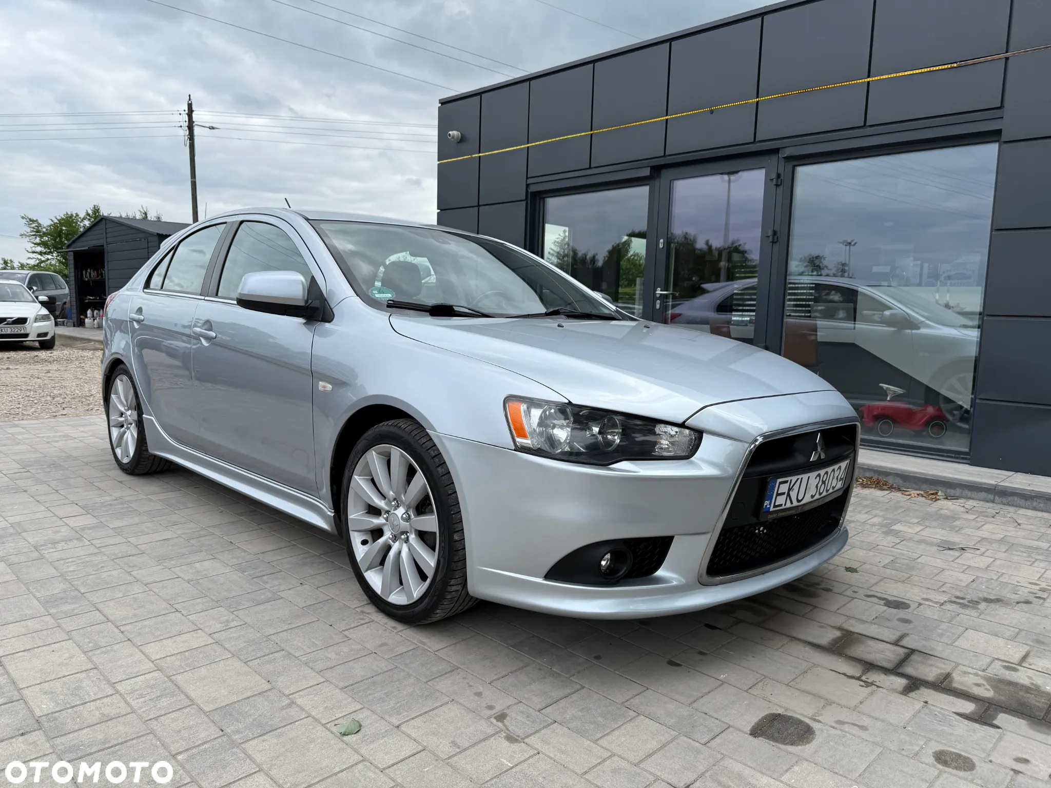 Mitsubishi Lancer 1.8 Invite - 5