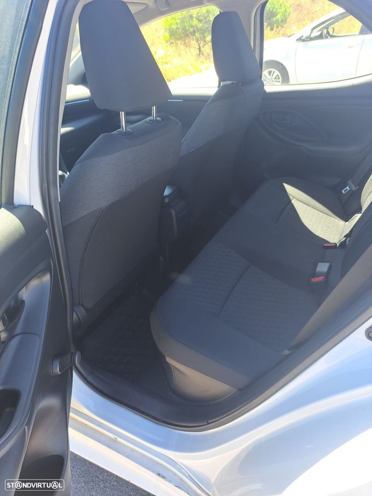 Toyota Yaris 1.5 HDF Comfort - 4