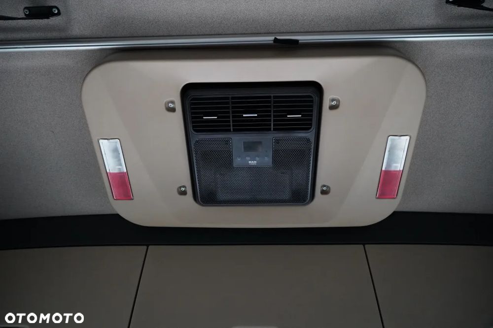 MAN TGX 18.510 / XXL / RETARDER / KLIMA POSTOJOWA /  CAŁY NA PODUSZKACH / OPONY 100% / SKÓRY /  NAVI - 34