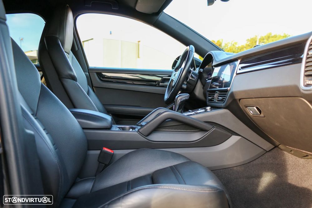 Porsche Cayenne E-Hybrid - 26