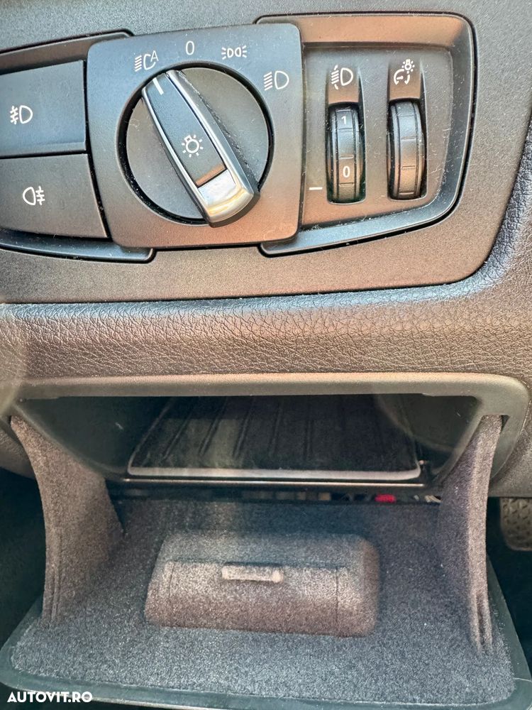BMW Seria 3 318d Standard - 20