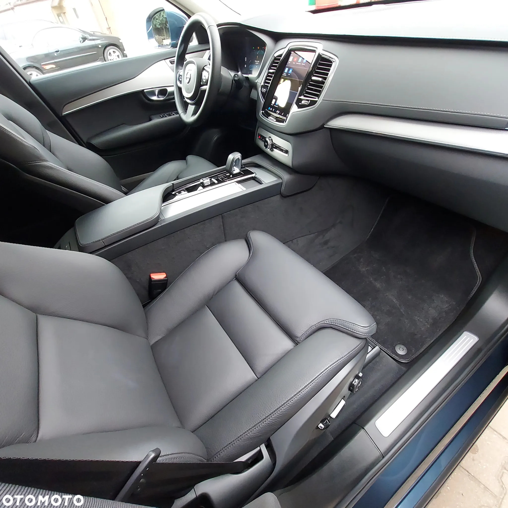 Volvo XC 90 B5 D AWD Plus Bright - 29