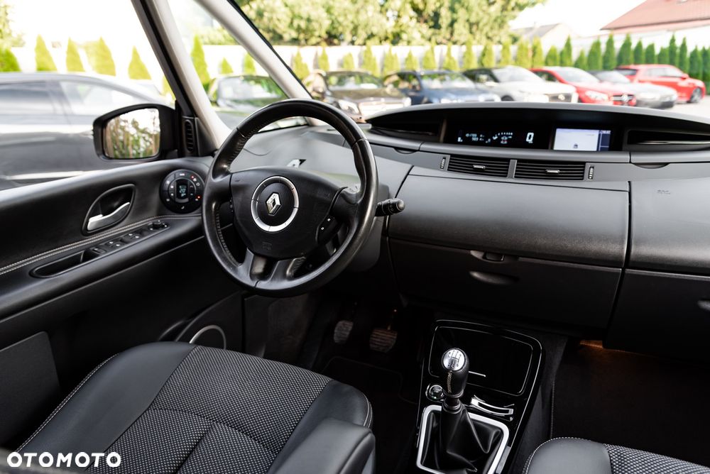 Renault Grand Espace 2.0 Dynamique - 29