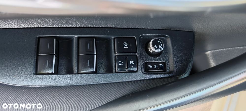 Toyota Corolla 1.8 Hybrid Comfort - 12