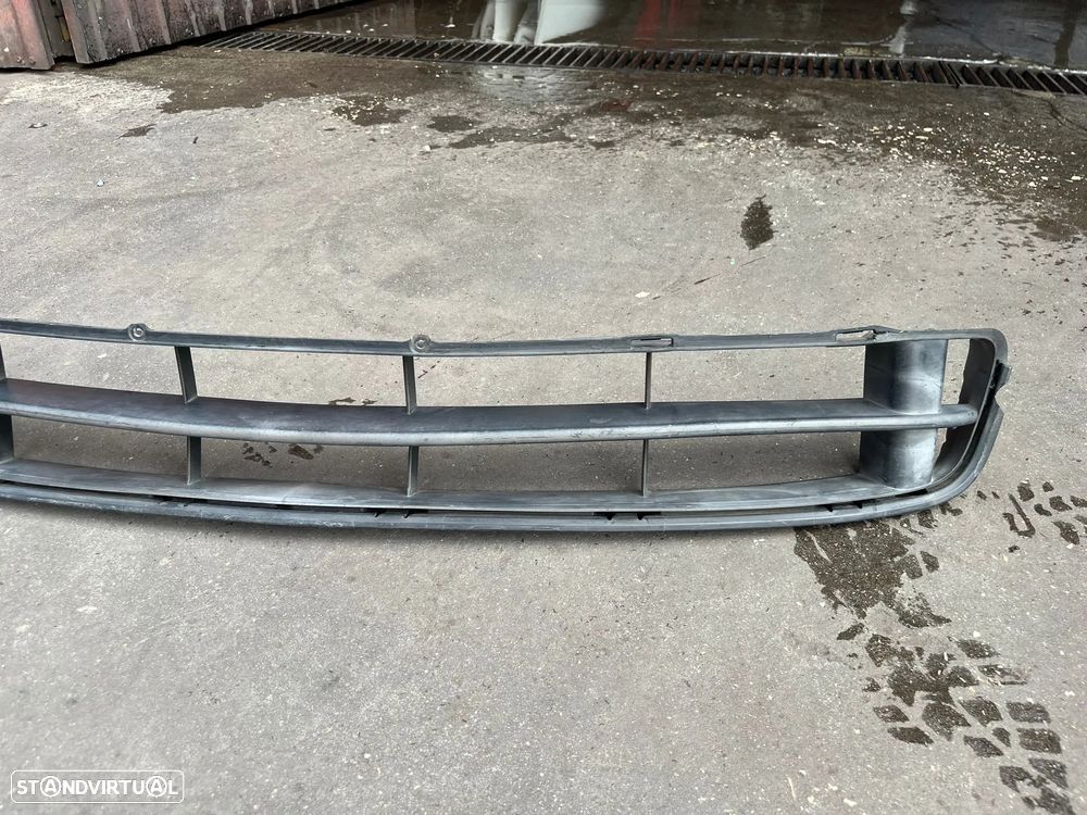 Honda Jazz II - GRELHA INFERIOR PARA CHOQUES FRENTE - G173 - 3