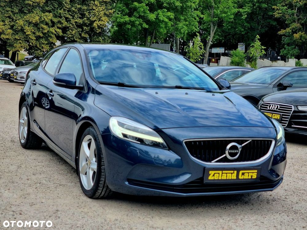 Volvo V40 D2 Momentum - 3
