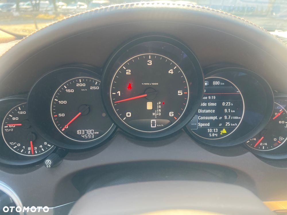 Porsche Cayenne - 13
