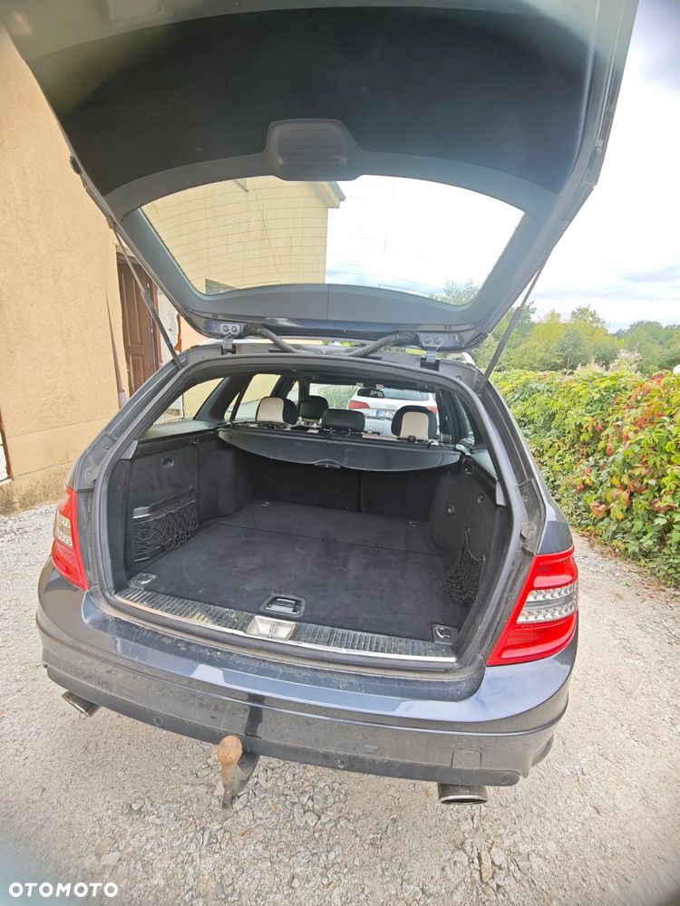 Mercedes-Benz Klasa C 320 CDI Avantgarde 4-Matic - 4
