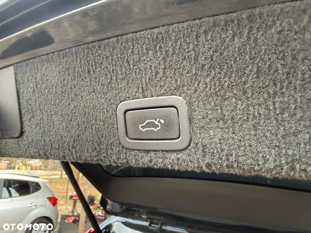 Volvo XC 60 DRIVe Momentum - 23