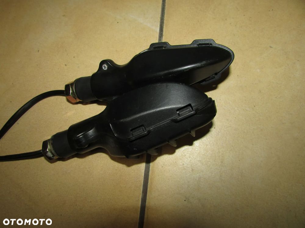 ZONTES G1 125 scrambler kierunkowskaz - 2