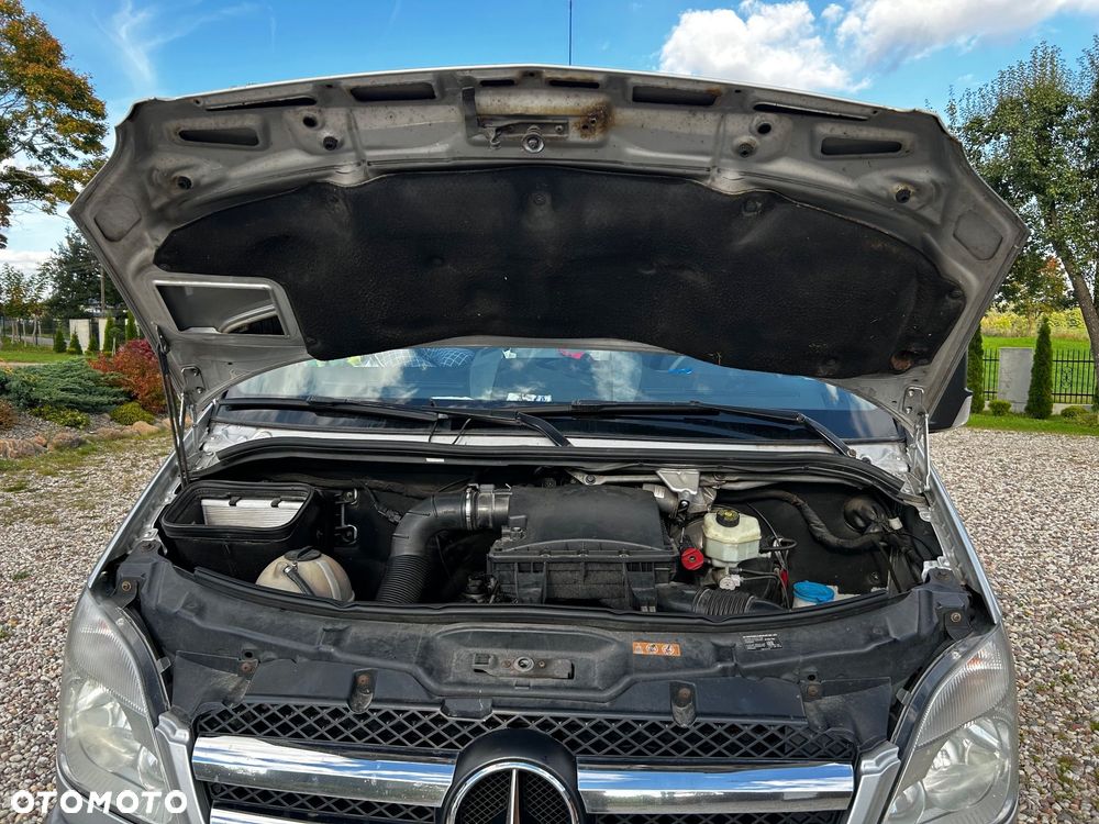 Mercedes-Benz Sprinter - 16