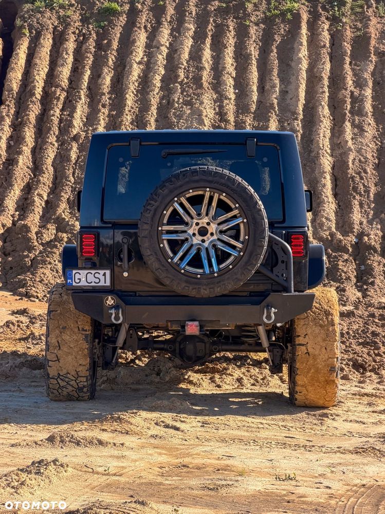 Jeep Wrangler - 5