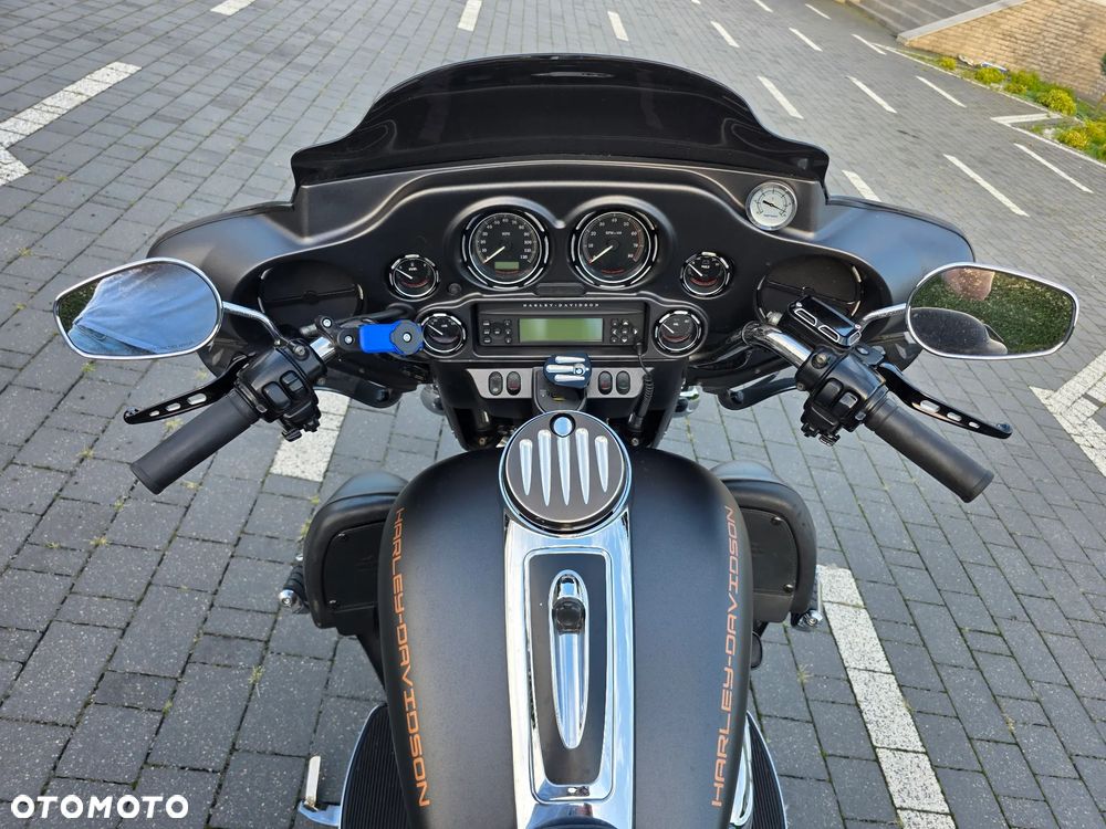 Harley-Davidson FLHTCU Ultra - 10
