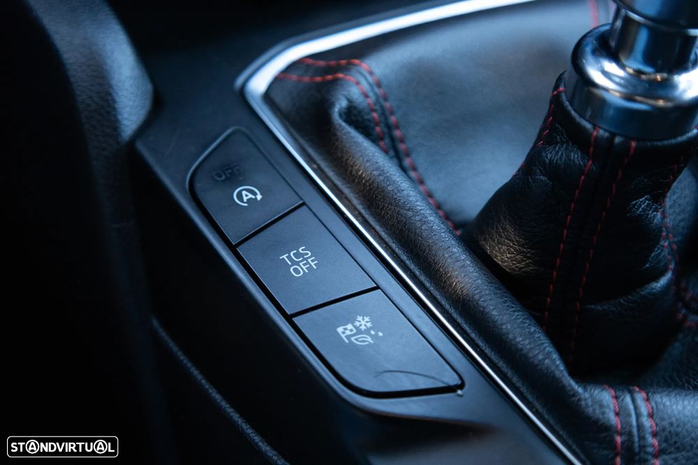 Ford Focus SW 1.0 EcoBoost ST-Line - 26