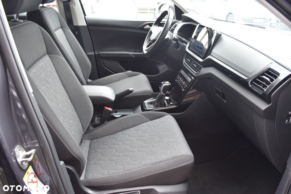 Volkswagen T-Cross - 31