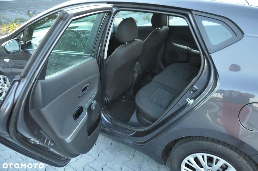 Kia Ceed 1.4 Business Line - 13