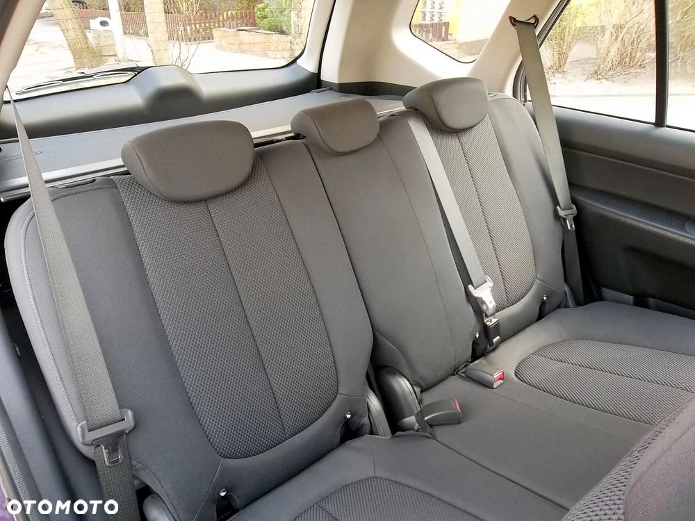 Kia Carens 2.0 CVVT Automatik EX Top - 9