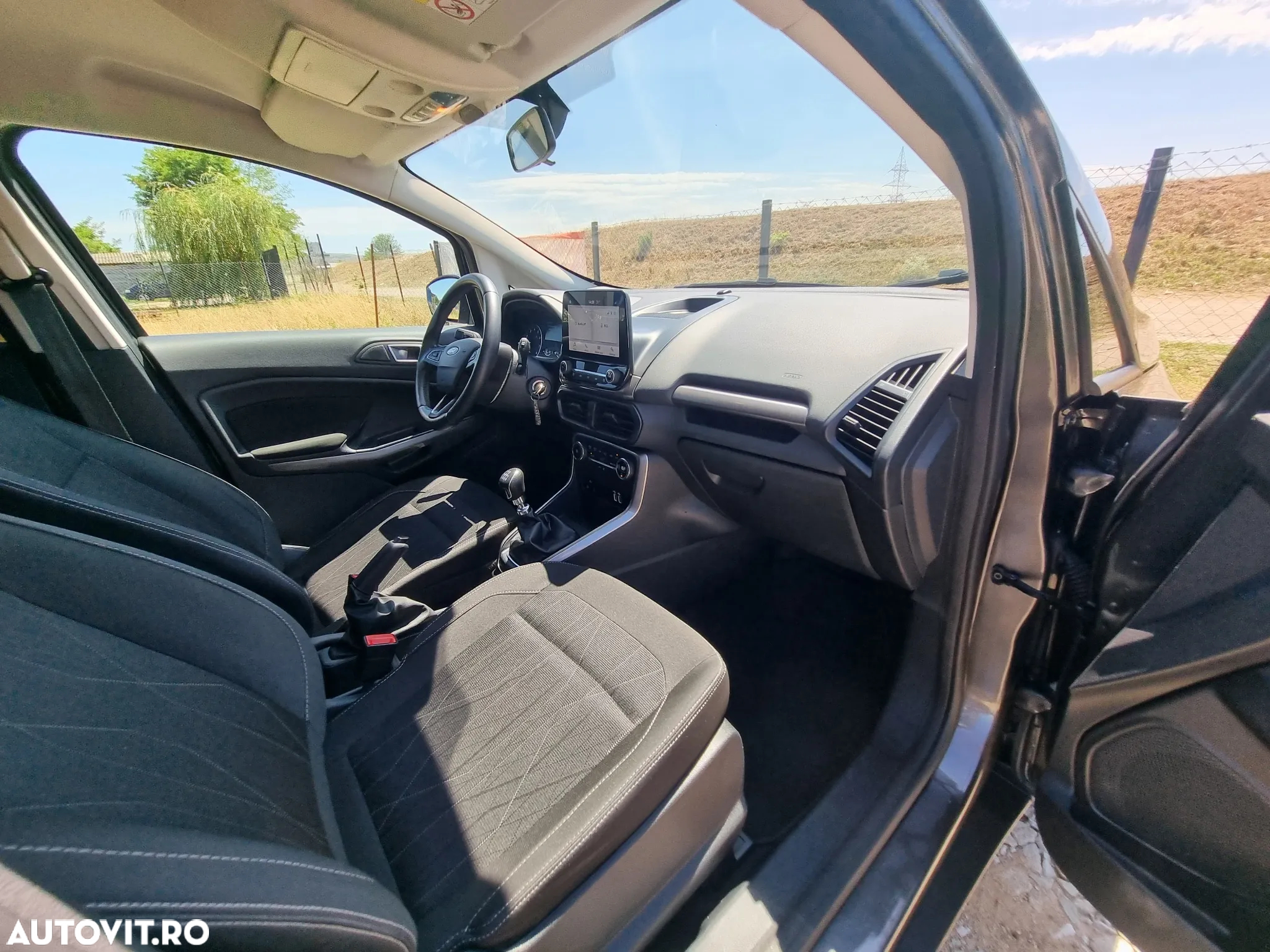 Ford EcoSport 1.0 EcoBoost Titanium - 12