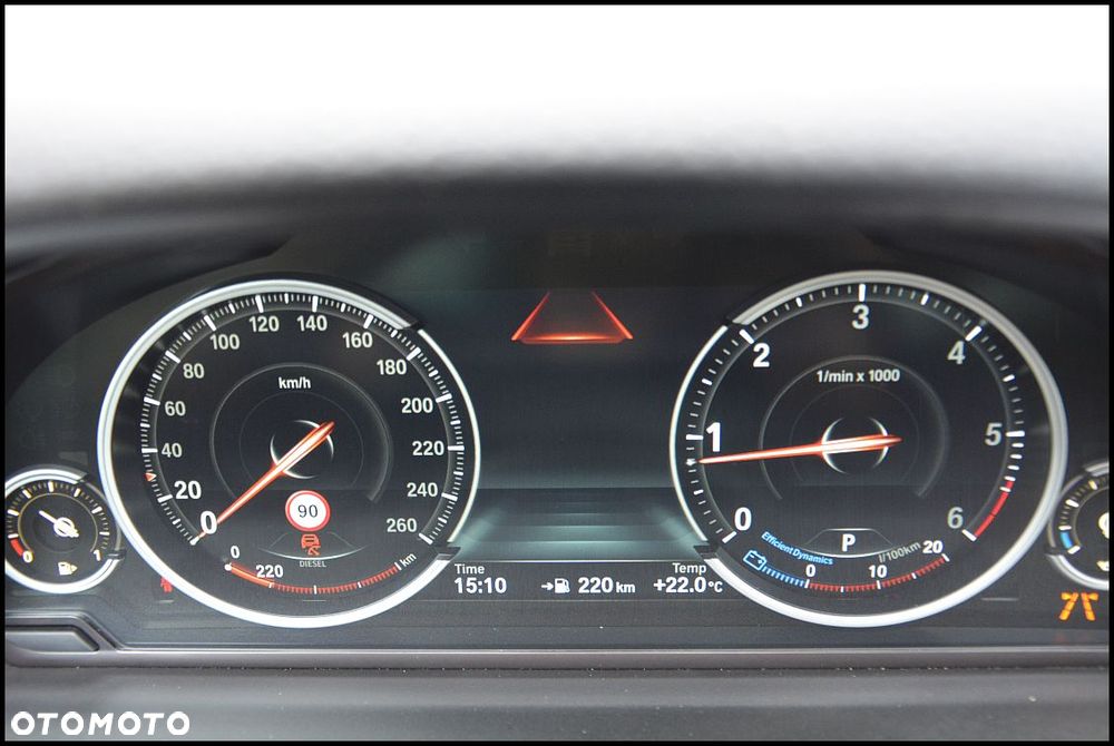BMW Seria 5 520d - 39