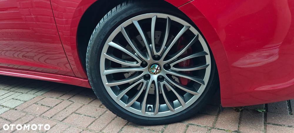 Alfa Romeo Giulietta 2.0 JTDM 16V - 6