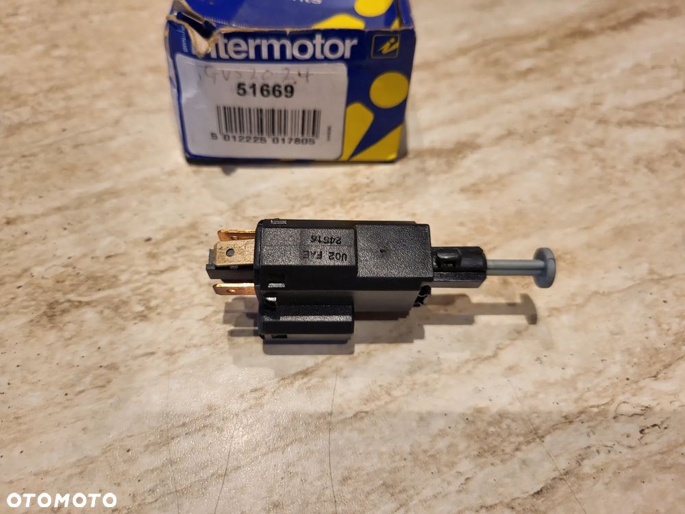 Włącznik świateł hamulca OPEL ASTRA G, ASTRA G/KOMBI, VECTRA B, ZAFIRA A; SAAB 9-3, 9-5 10.95-12.09 - 1