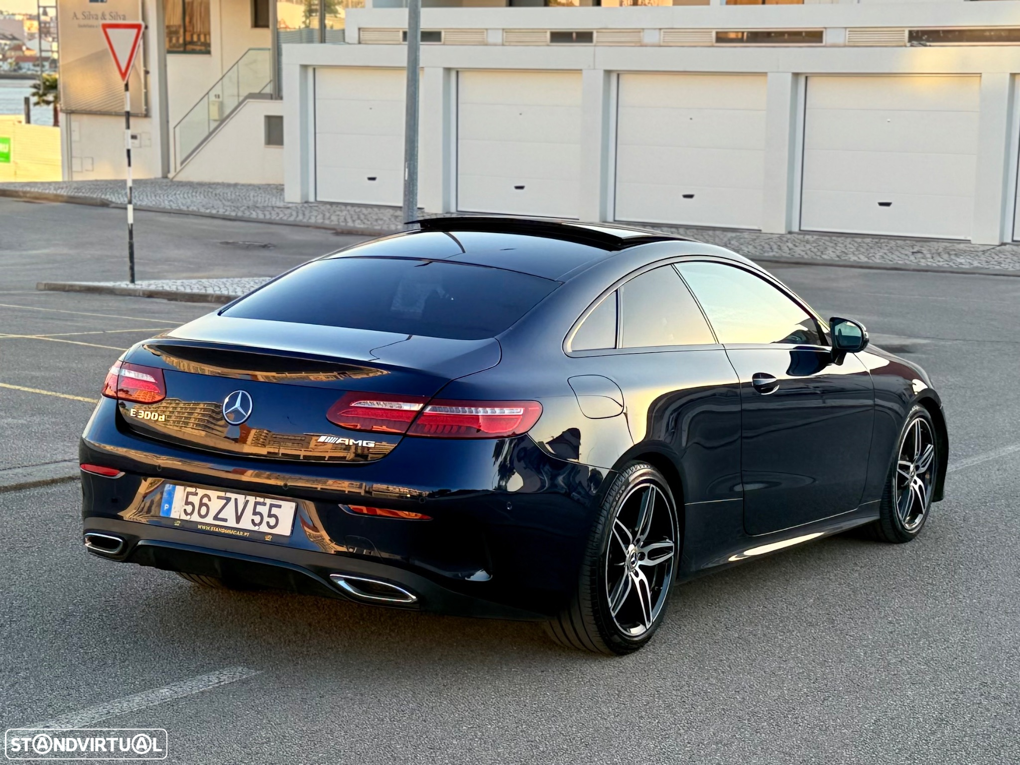 Mercedes-Benz E 300 d AMG Line - 4