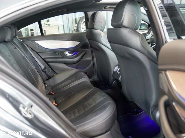 Mercedes-Benz CLS - 11