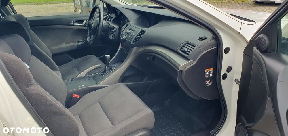 Honda Accord 2.0 Executive - 7
