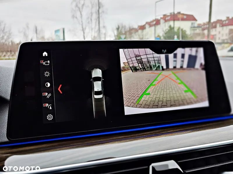 BMW Seria 5 530i xDrive Sport Line - 22