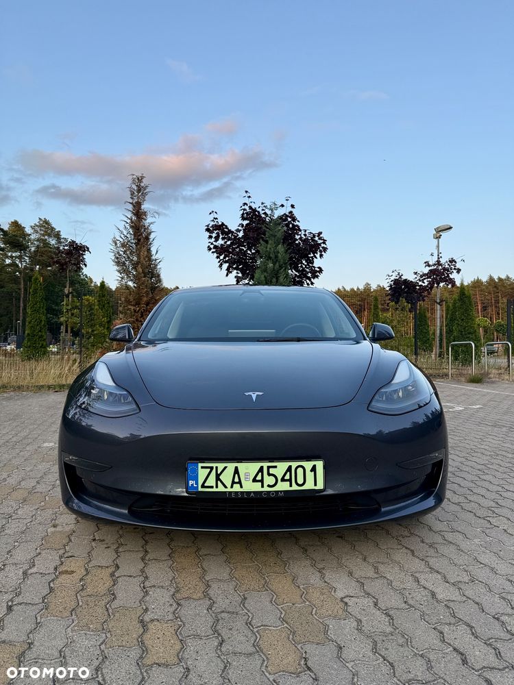 Tesla Model 3 Performance AWD - 11