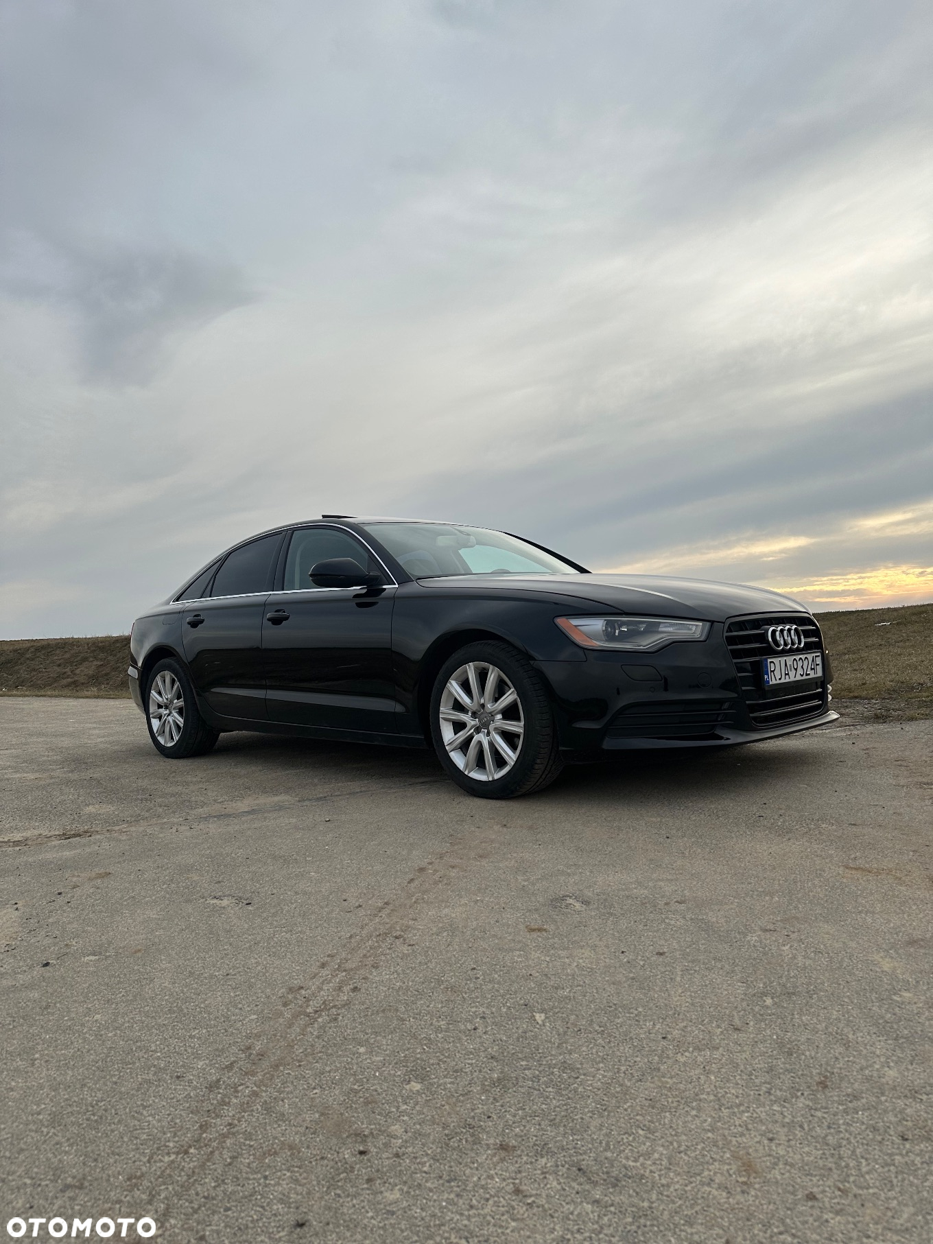 Audi A6 - 4