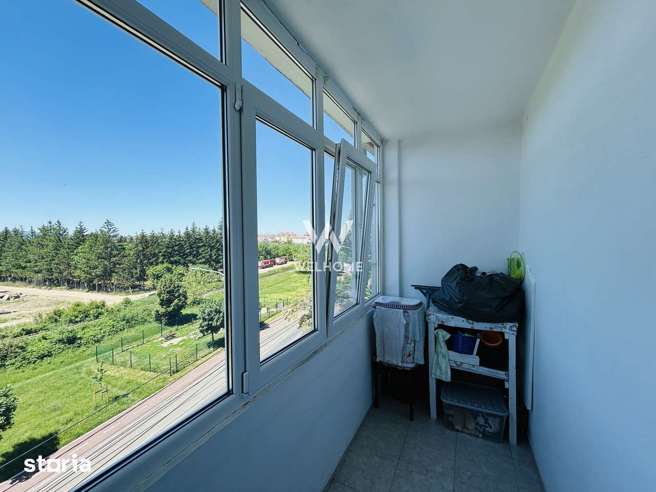 Apartament decomandat, cu 3 camere, 2 bai, 2 balcoane - Zona Strand — fotografia 2