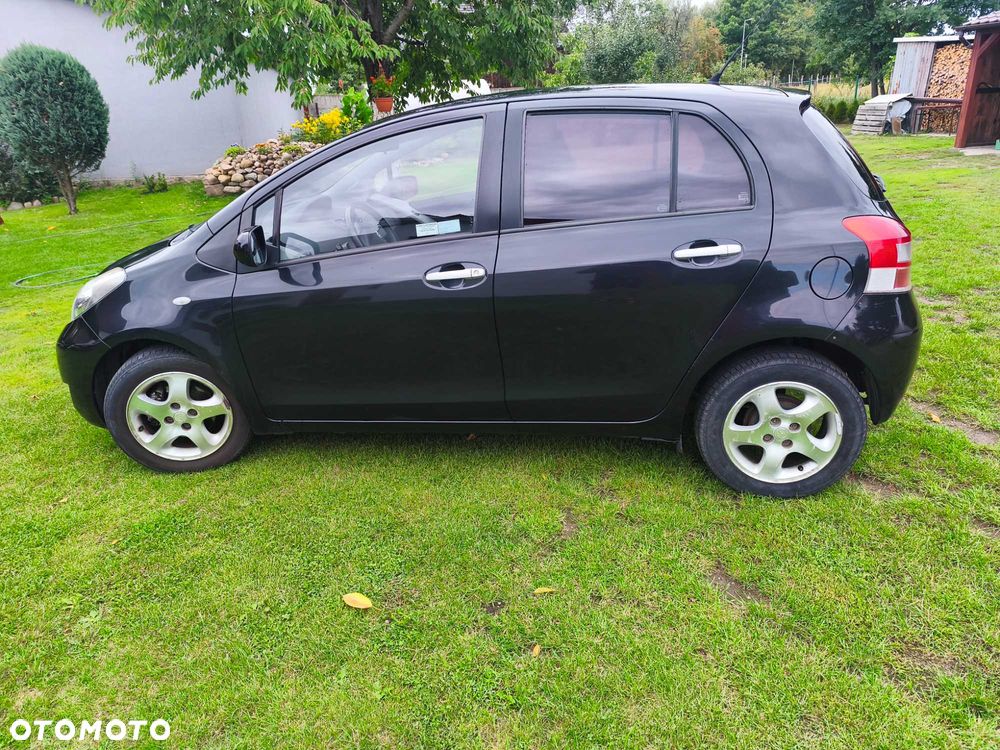 Toyota Yaris - 5