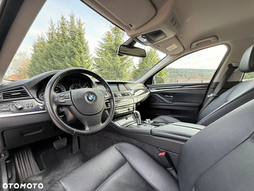 BMW Seria 5 520d Modern Line - 16