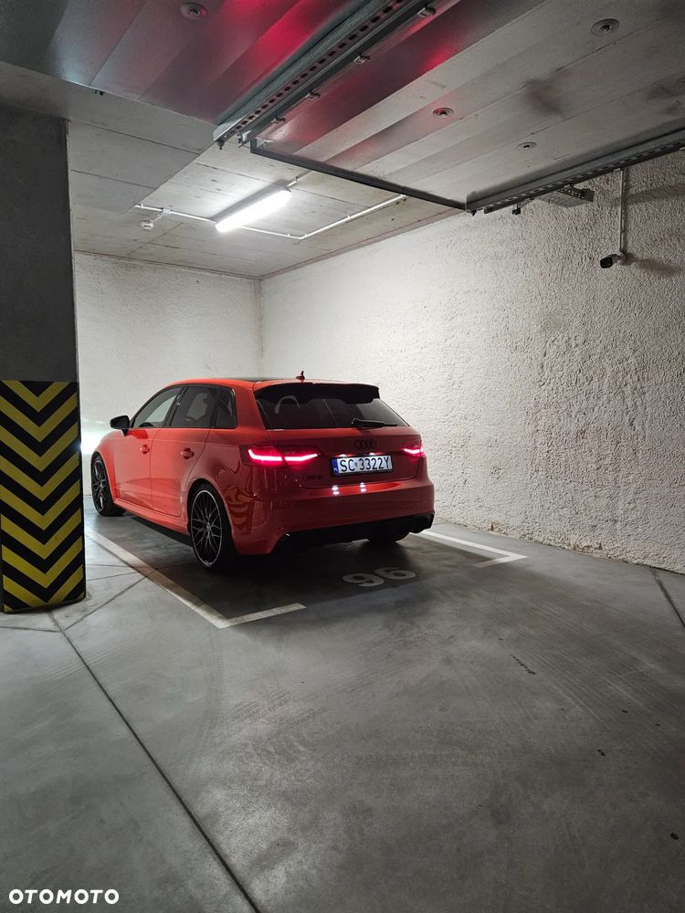 Audi RS3 Sportback - 1