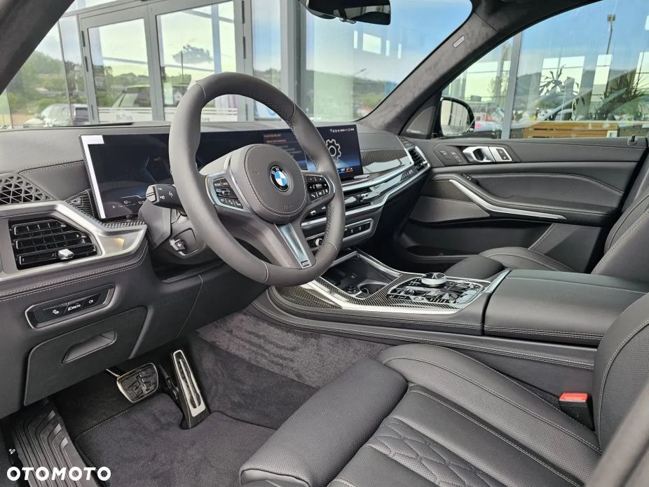 BMW X7 - 7
