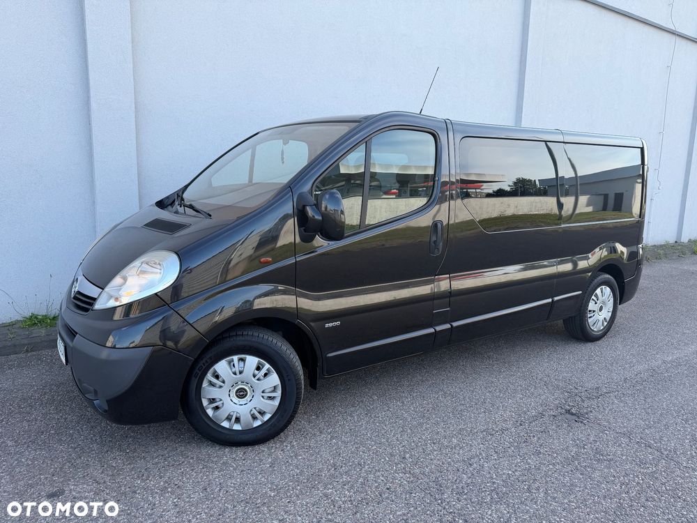 Opel Vivaro L2H1 2.9t - 12