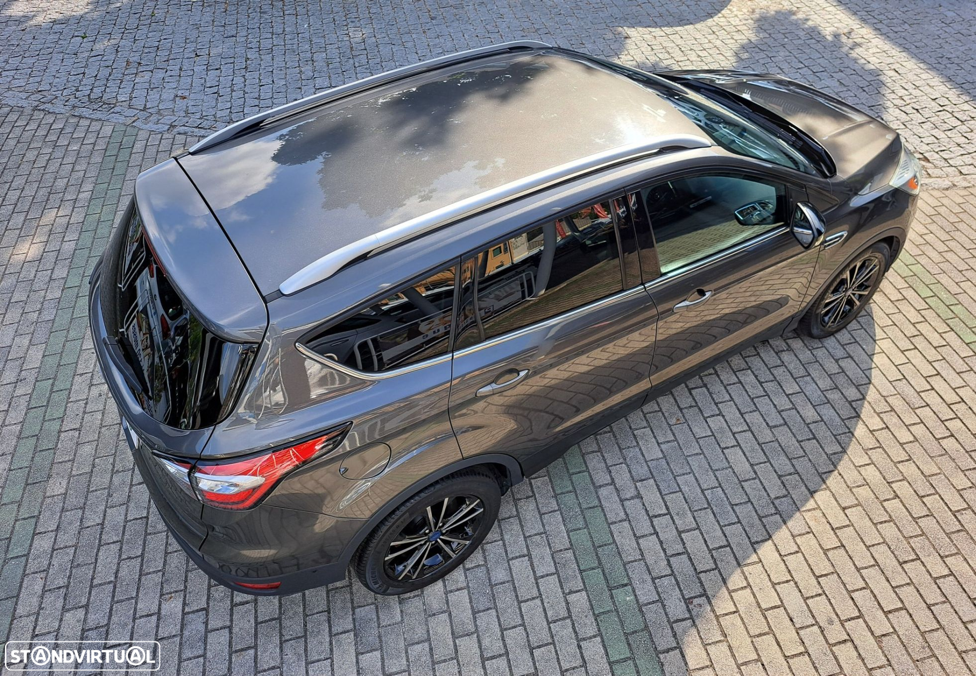 Ford Kuga 1.5 TDCi Titanium Powershift - 22