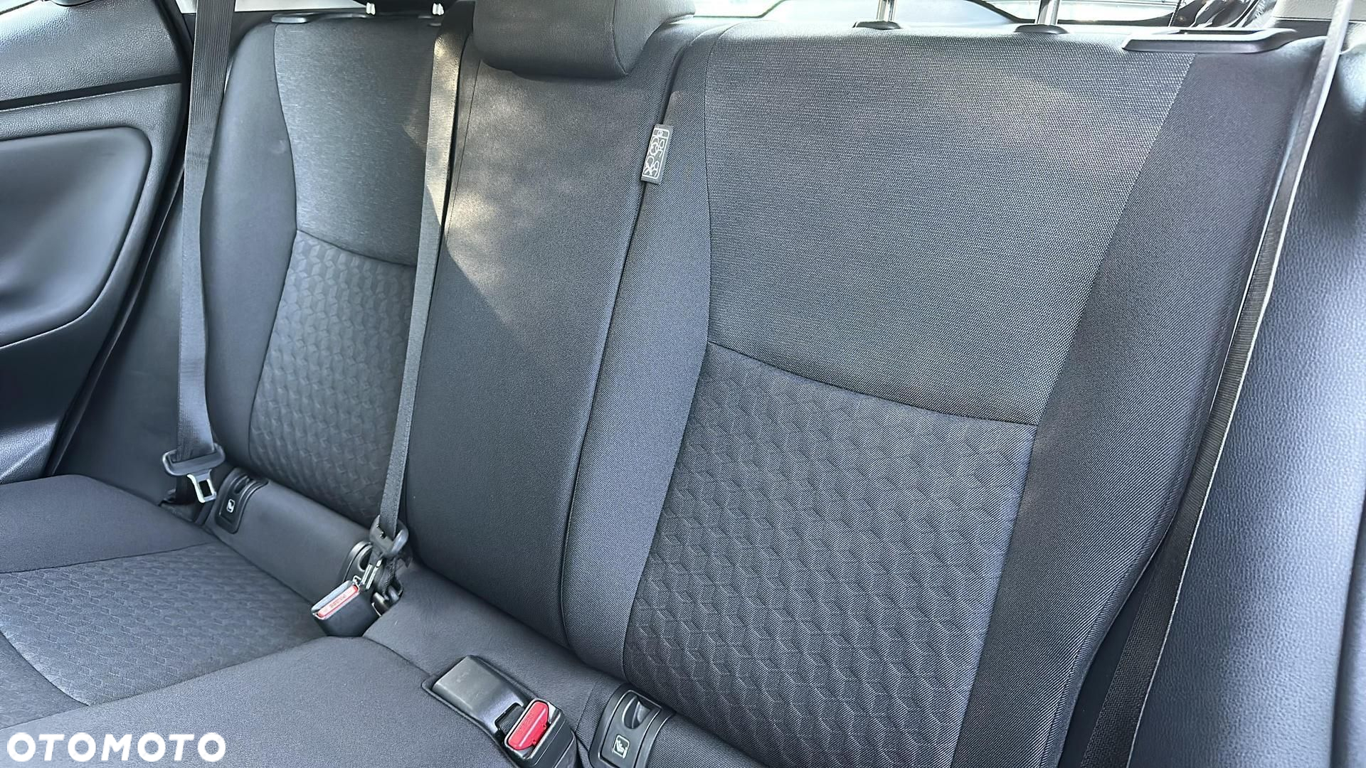 Toyota Yaris Hybrid 1.5 Comfort - 18