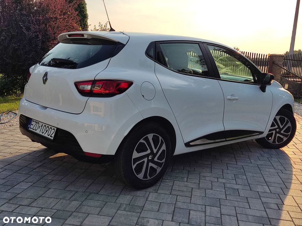 Renault Clio dCi 90 Dynamique - 8