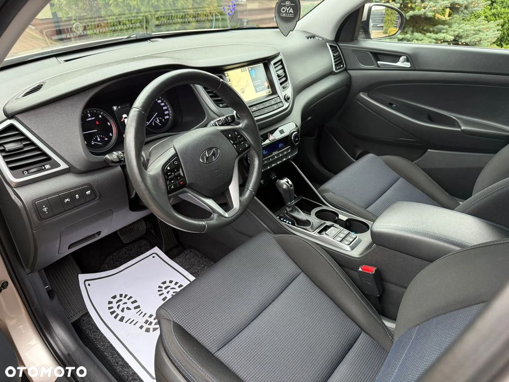 Hyundai Tucson 2.0 CRDI 4WD Automatik Style - 13