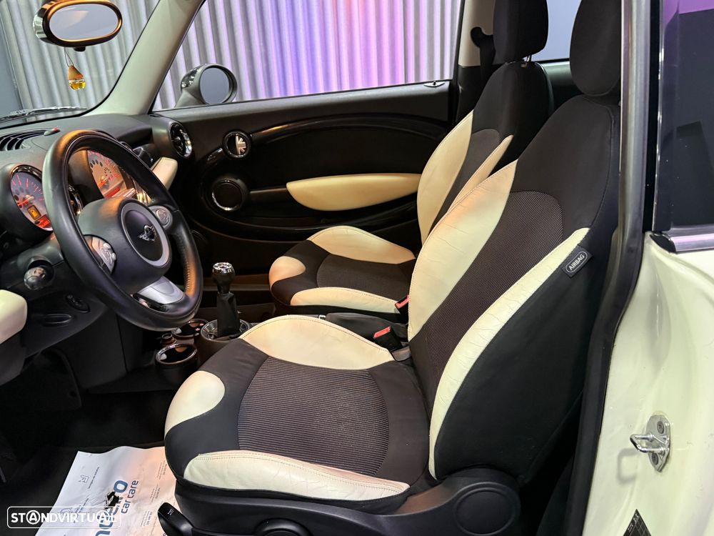 MINI 3 Portas Cooper Parklane - 11