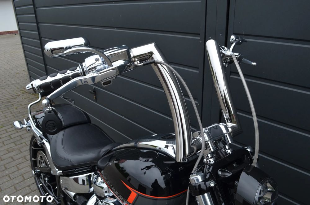 Harley-Davidson FXSB Breakout - 9